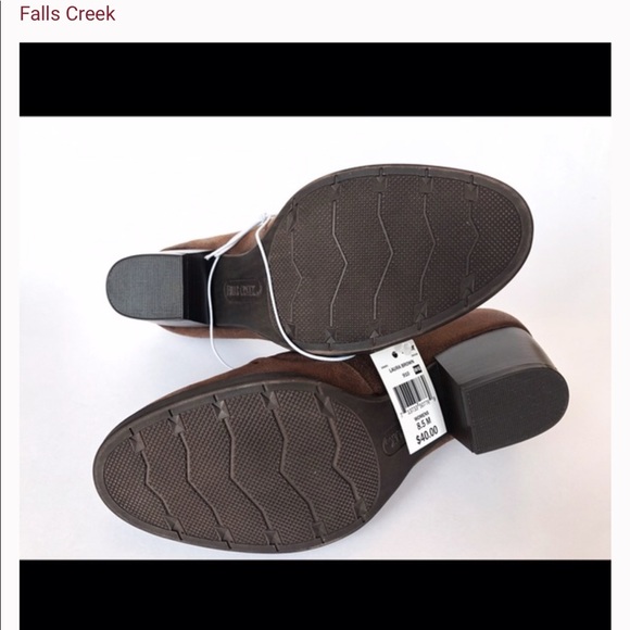 Falls Creek ‘Laura’ Ankle Boots - Picture 5 of 8